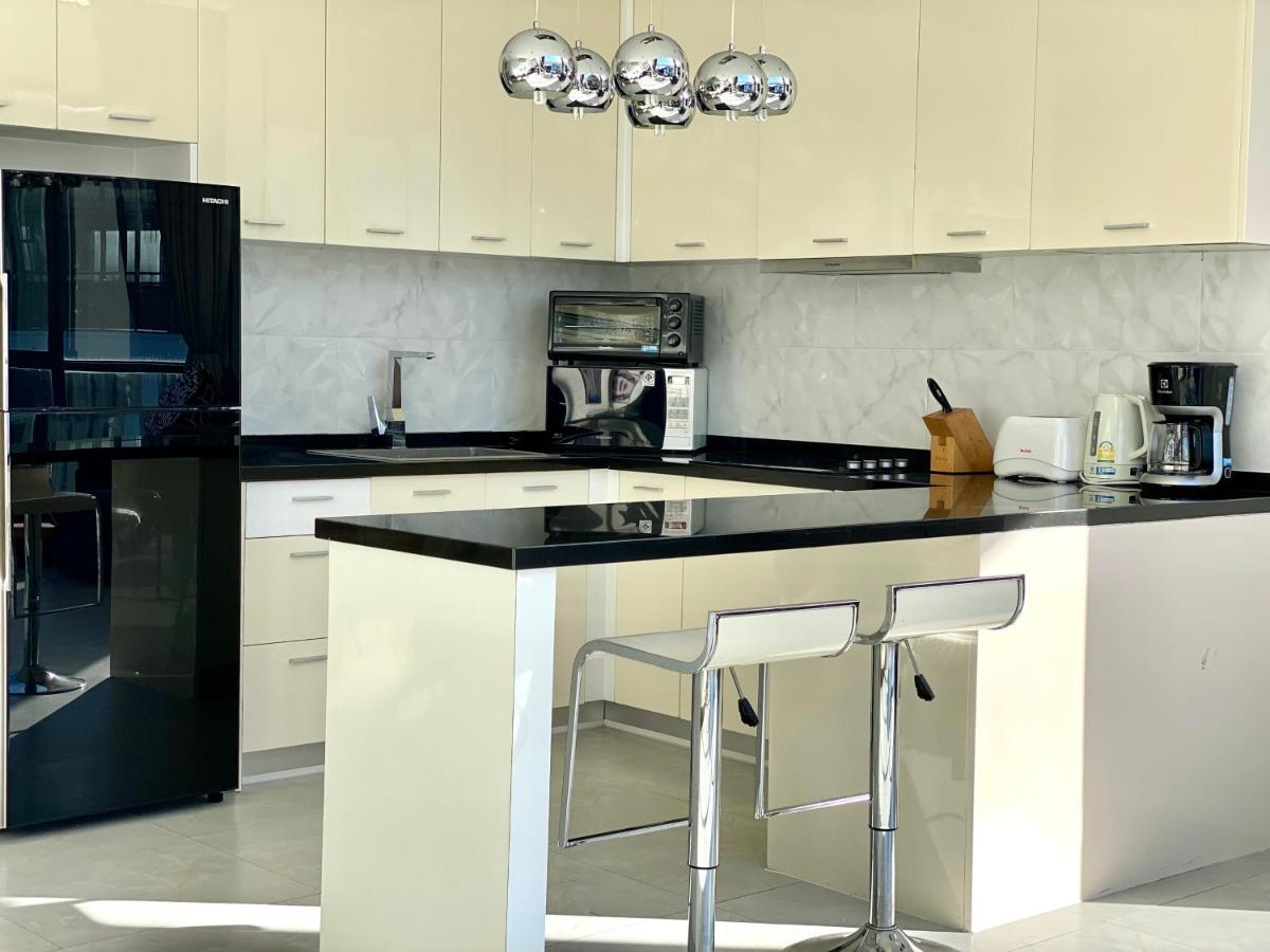 Icon Park Phuket Condo Екстериор снимка