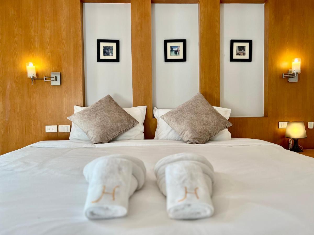 Icon Park Phuket Condo Екстериор снимка