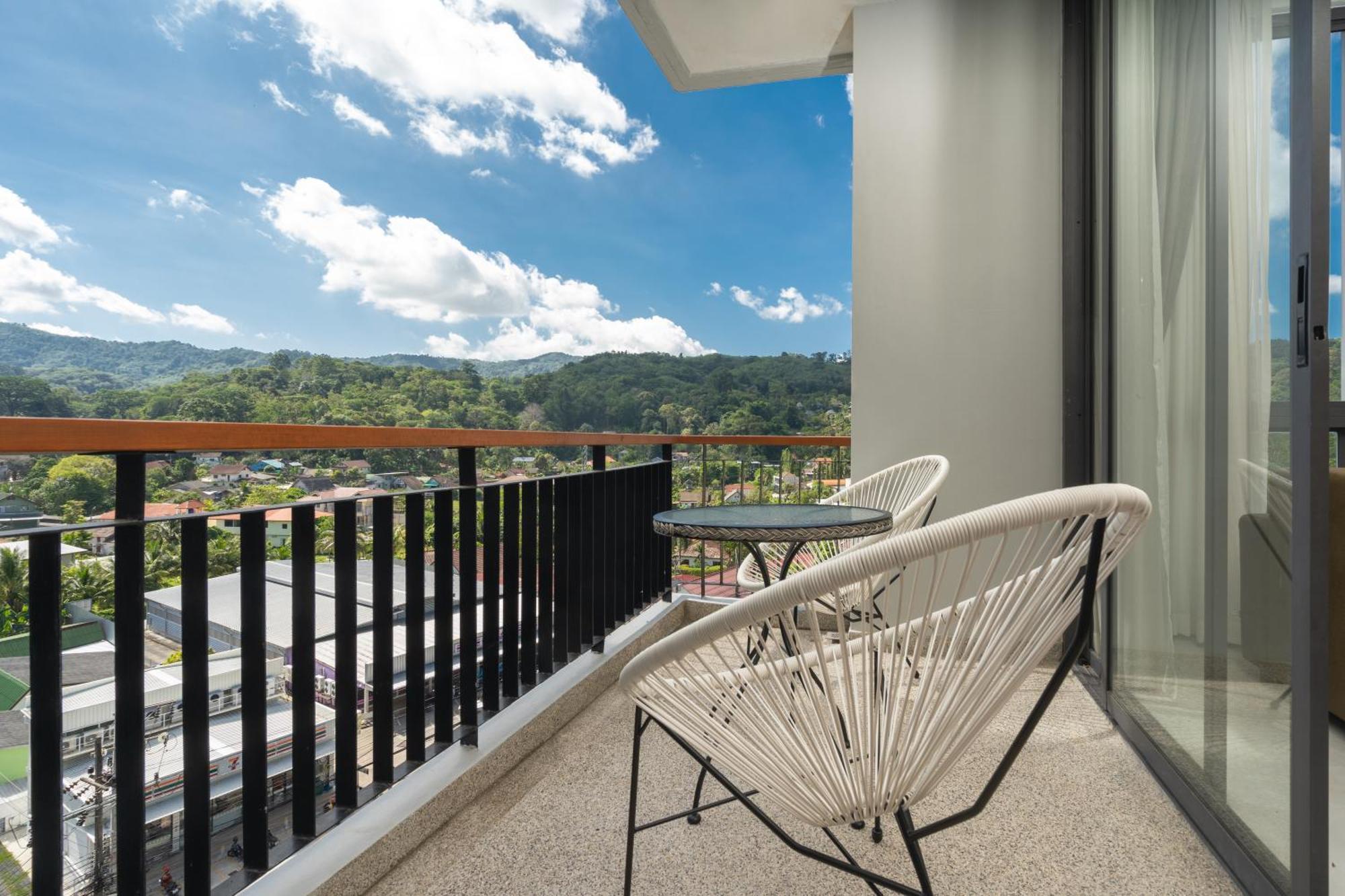 Icon Park Phuket Condo Екстериор снимка